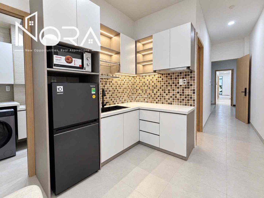 Open a Hai Bà Trưng bedroom near the street for the New District 3 market.
