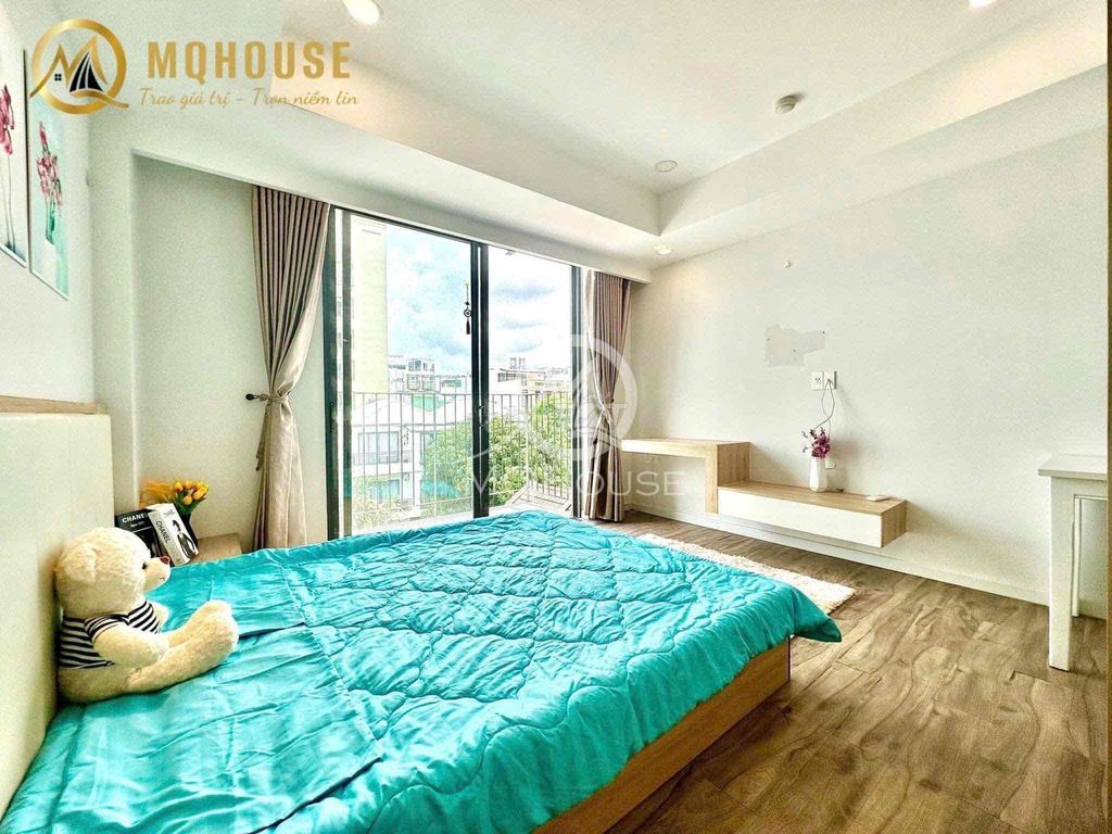 Rent a big balconies kitchen room in Nguyễn Đình Chiểu near the Turtle Lake.