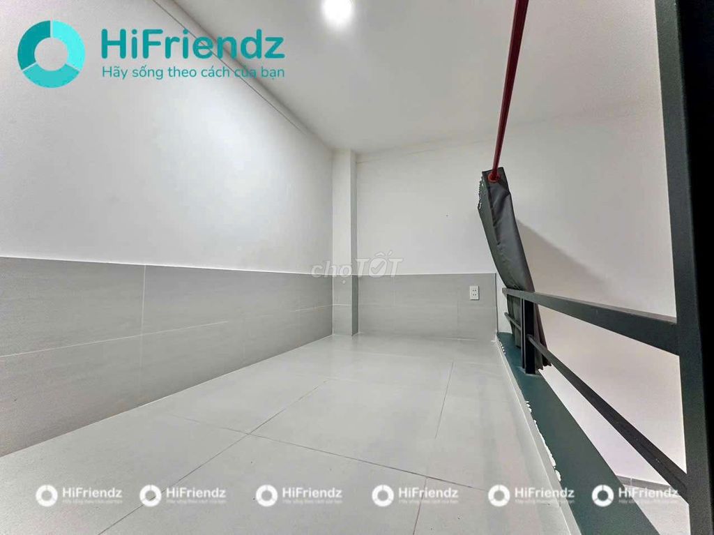 Small apartments with guards, elevators, peace guards, lotion.