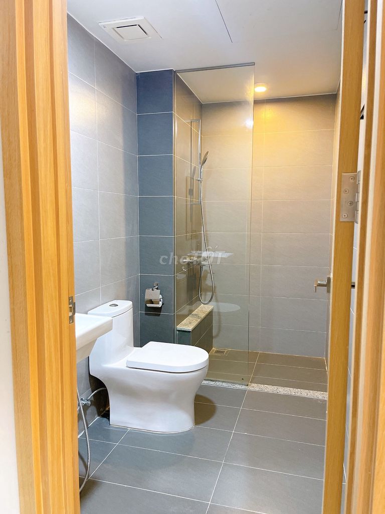 The EG 2 rare bedroom 63 meters for 12 million full furniture, clean new home.