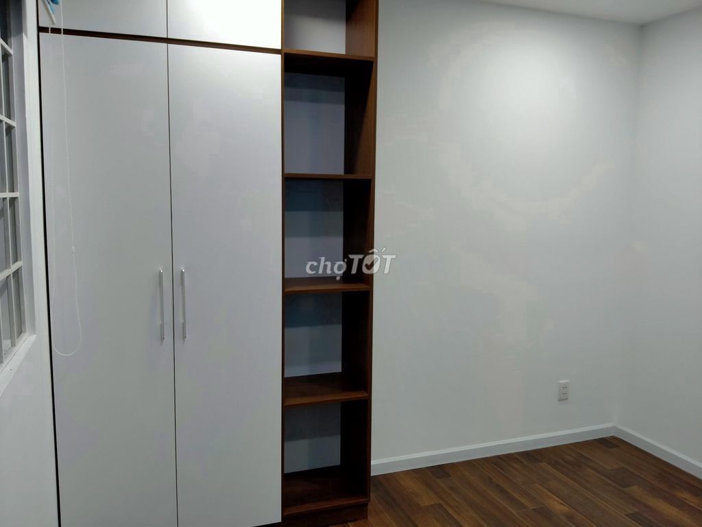 Rent Screc Tower-- 81 M2 bedrooms, 13 million a month.