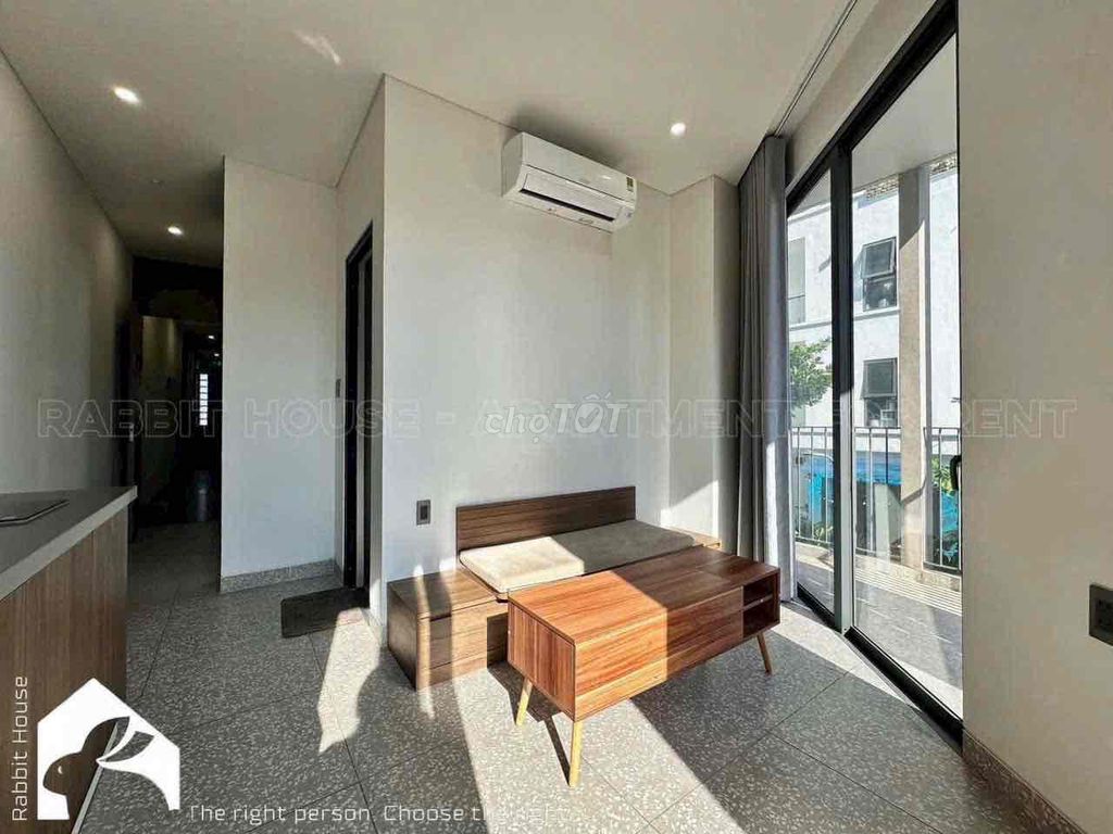 Rent an apartment full of Trần Quang Diệu Street furniture.