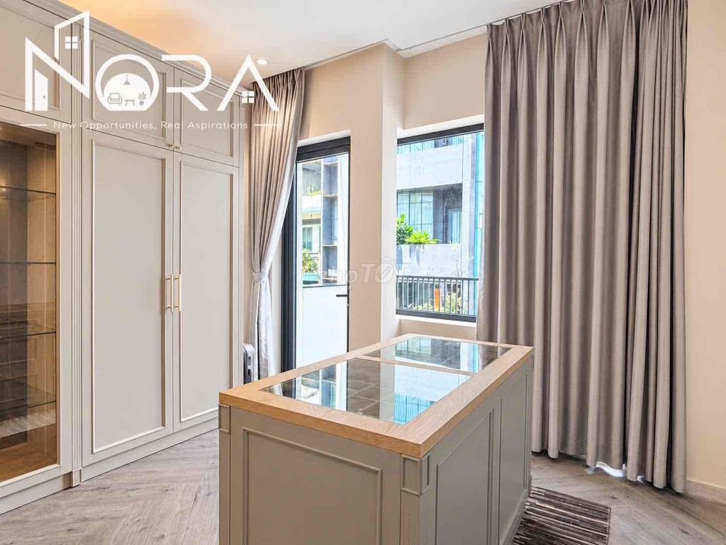 New project - luxury bedroom to the highest power, District 1