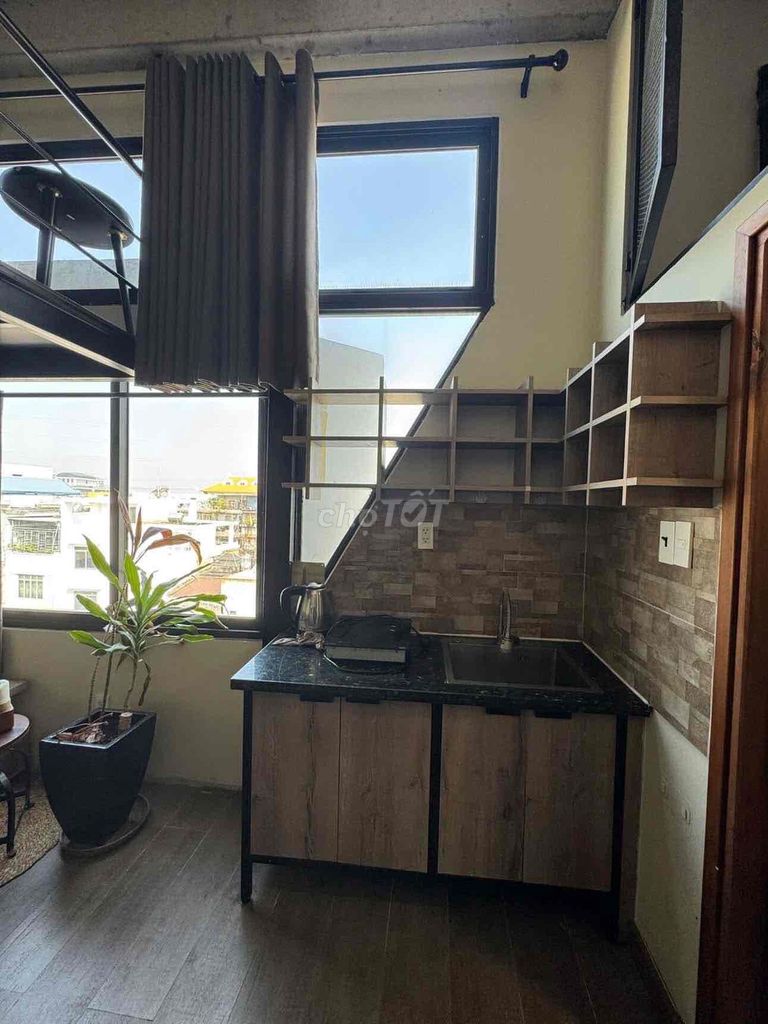 Rent an apartment tone with heavy wood chill in the center of Bình Thạnh
