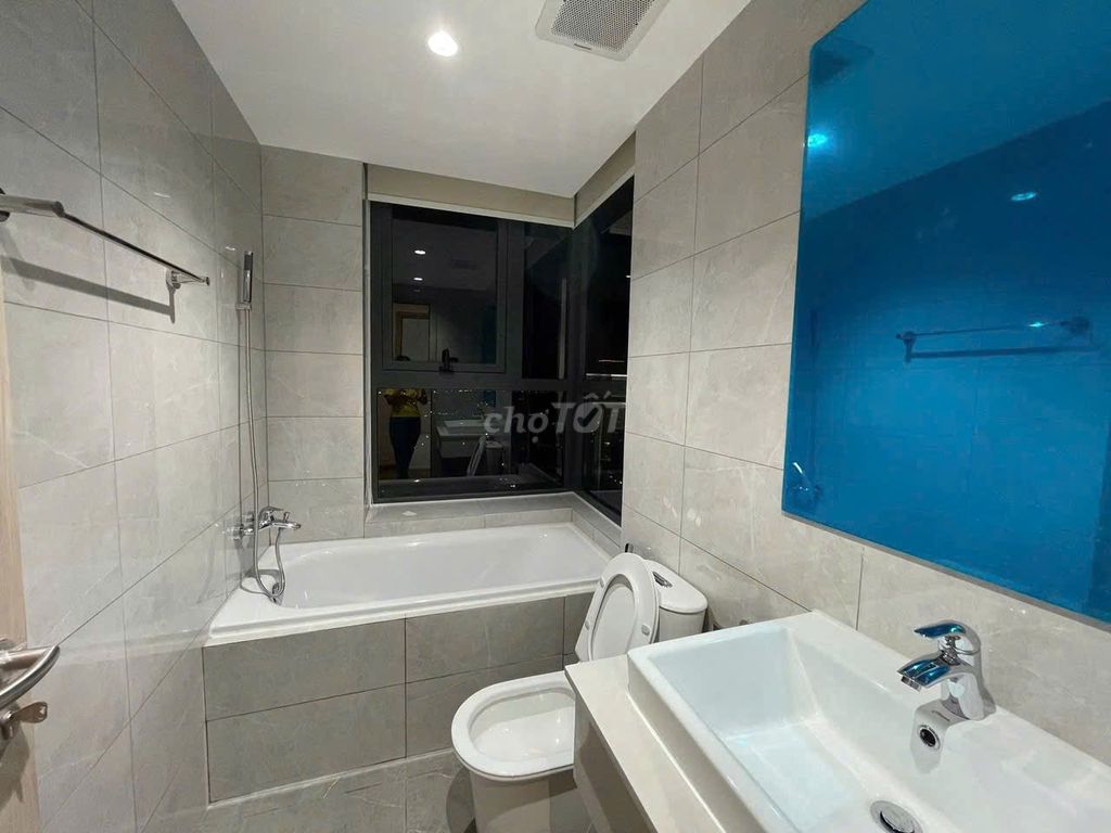 Renting a two-room corner of the Căn hộ D-Aqua toilet, a new house with interiors.