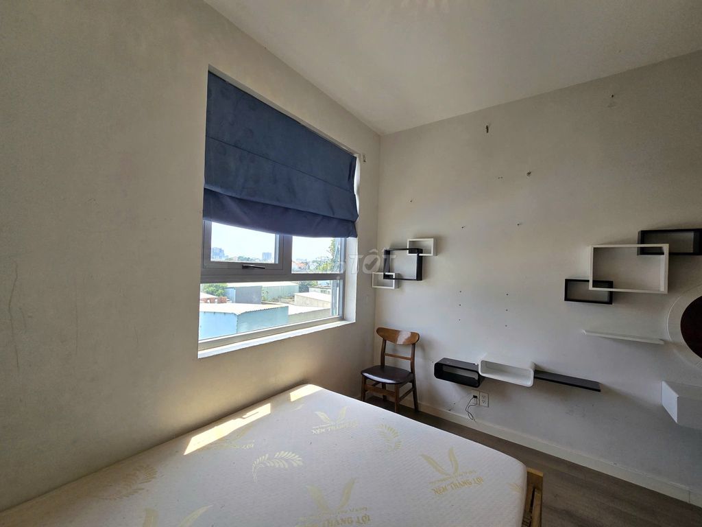 Rented two bedrooms. Two Opal Garden Full apartments, last month's apartment.
