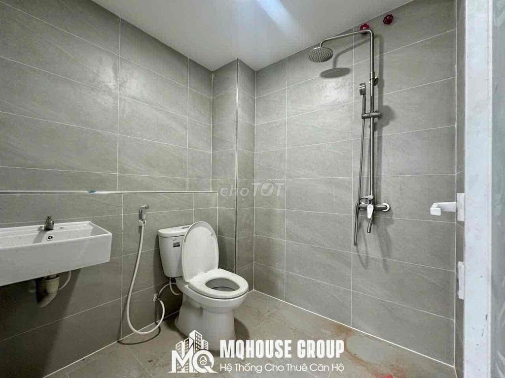 A super large Full-in-the-art apartment