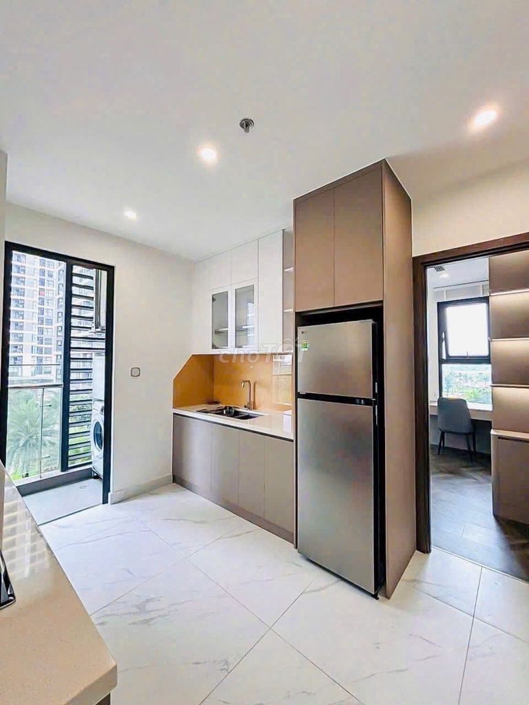 Rent a lot of good prices at Vinhomes Grand Park.