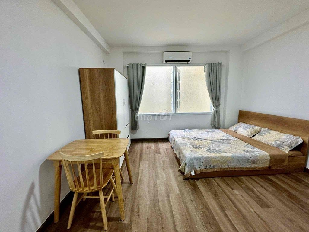 studio - short-term lease 4 th - Hoa Hồng, Phú Nhuận
