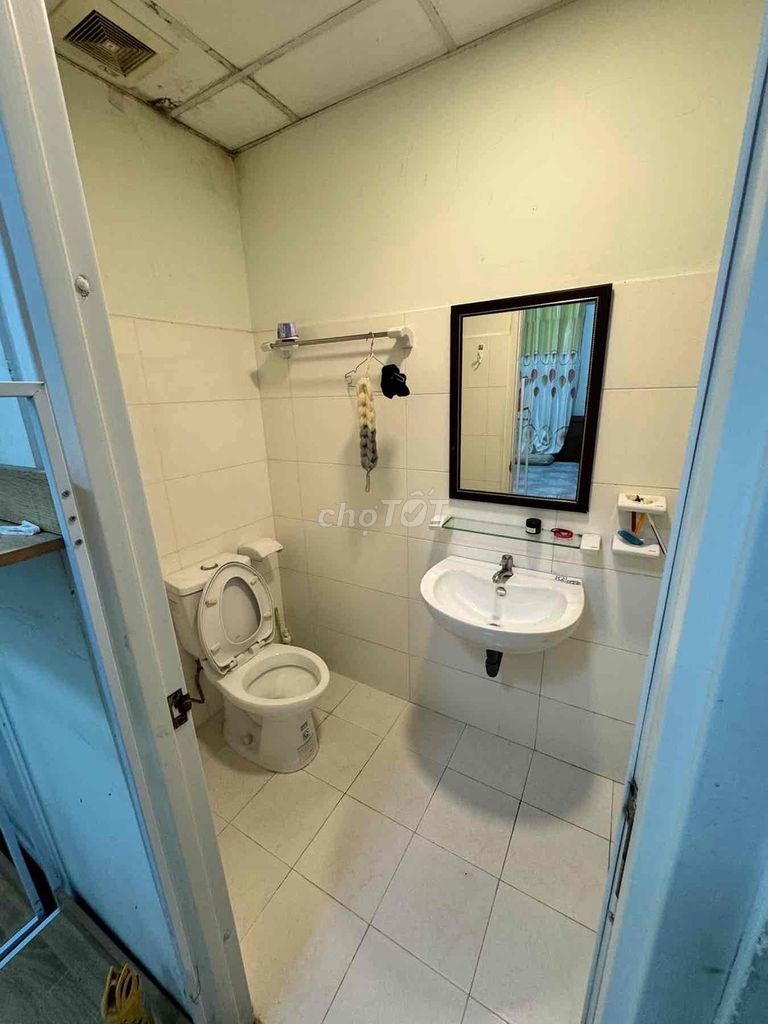Rent Topaz Garden 65 meters 2 bedroom 2 full furniture, in place.
