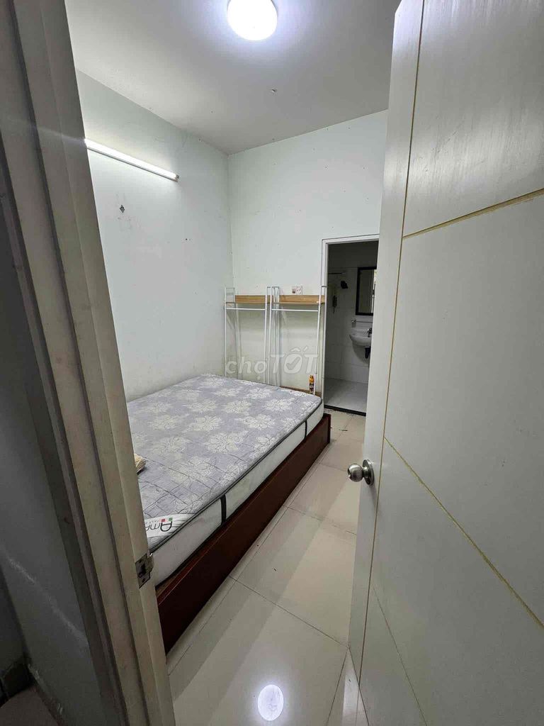 Rent Topaz Garden 65 meters 2 bedroom 2 full furniture, in place.