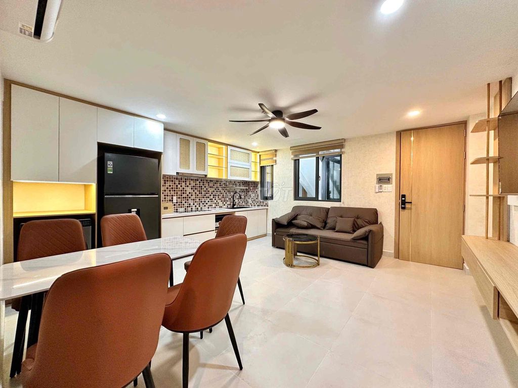 The 1st Bedroom Full Seven, Royal Service 50 meters2 District 3 9 million9