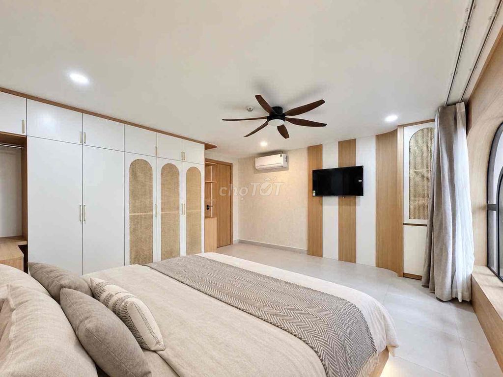 The 1st Bedroom Full Seven, Royal Service 50 meters2 District 3 9 million9