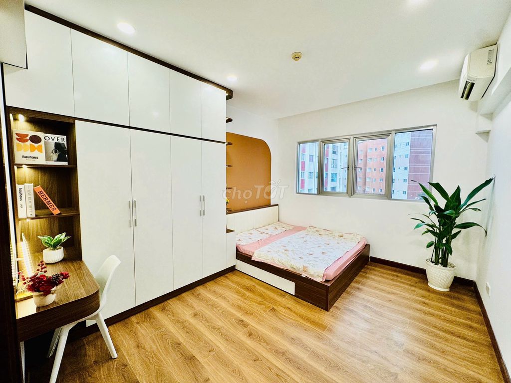Rent Lữ Gia Plaza apartment area 100 meters-three bedrooms, interior.
