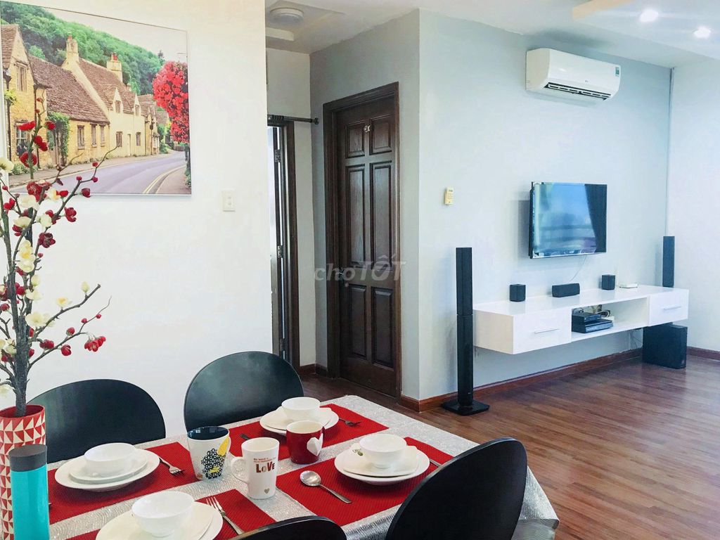 It's the owner who rents the high-class house tower - 80 M2 (2 bedroom - 2 toilets)