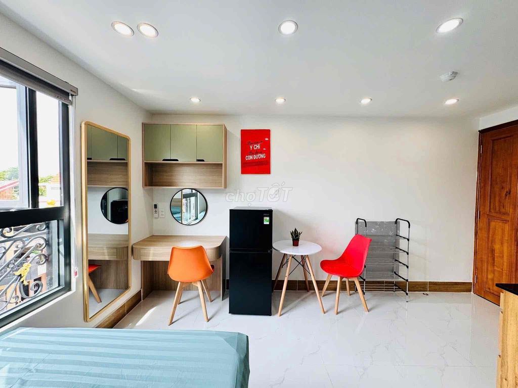 Level 1887th floor apartment. Phan Xích Long Phú Nhuận Publishing Center