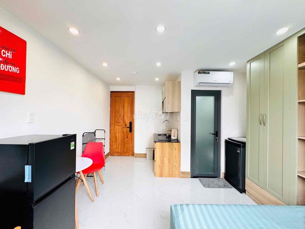 Level 1887th floor apartment. Phan Xích Long Phú Nhuận Publishing Center