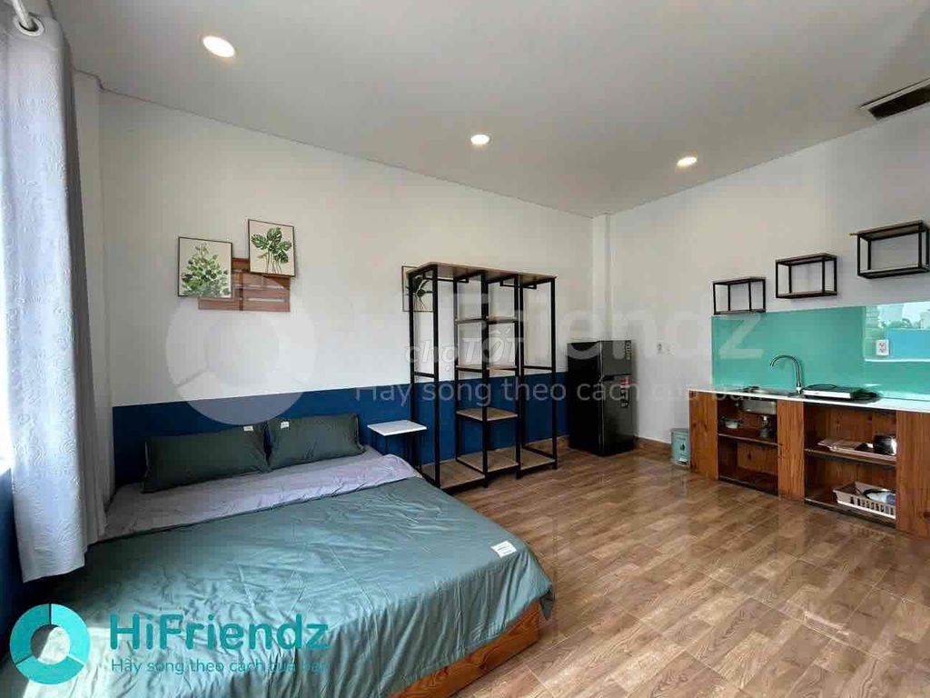 Studio full balcony furniture in Lý Chính Thắng District 3.