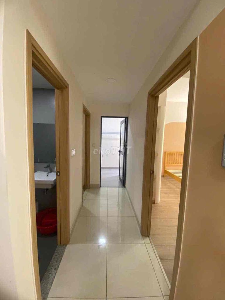Two bedrooms, two bedrooms, full of middle-class furniture, only 15 million.