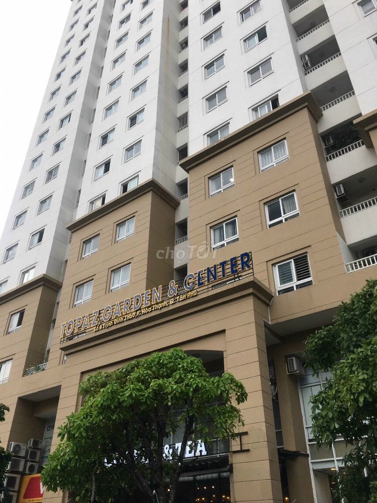 Rent two bedrooms on Topaz Garden, for 8 million, no furniture.