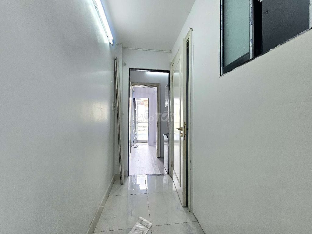 mini bedroom 2 bedroom - open balcony missile section