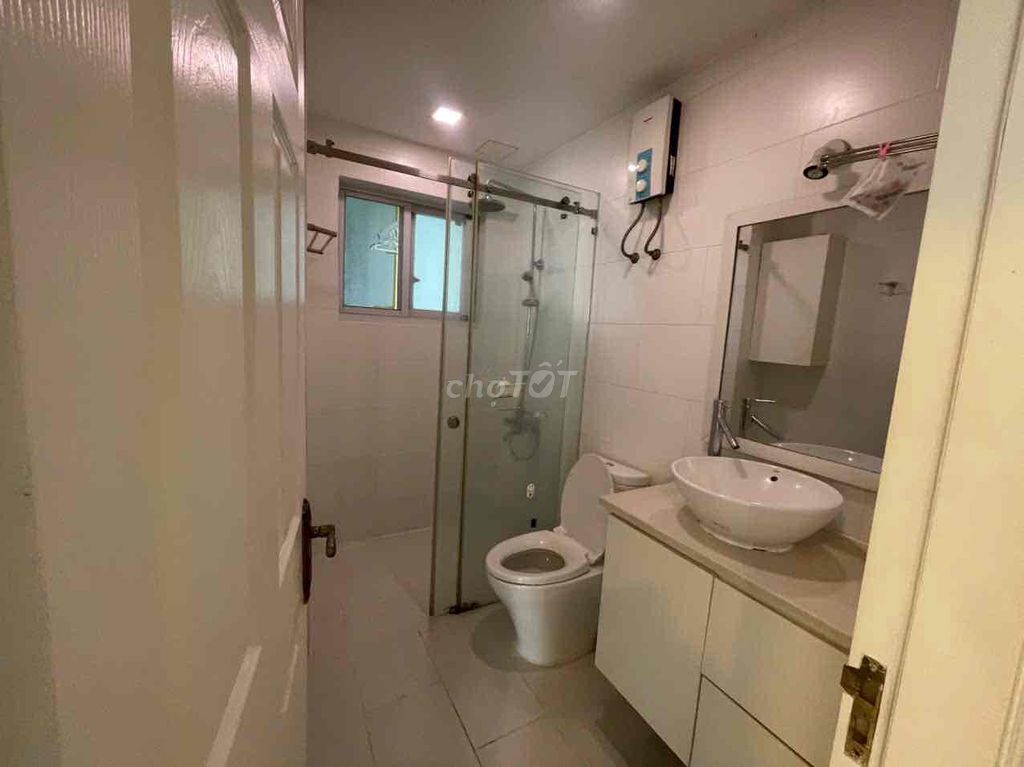 Rent Happy Valley - American apartment, 3 bedrooms plus 2 toilets, with a place for beans.