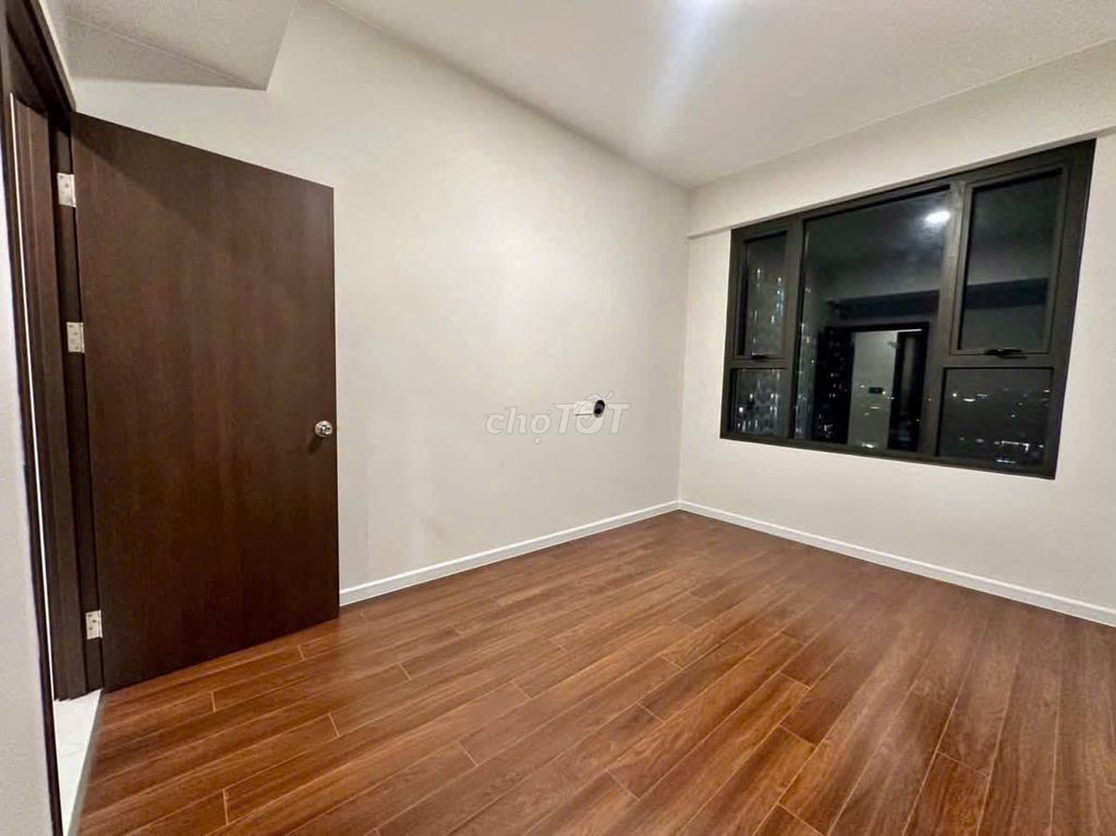 High-level Picity apartment. Tx13. 12th. 60 meters 2 bedrooms. At 7.5 million.