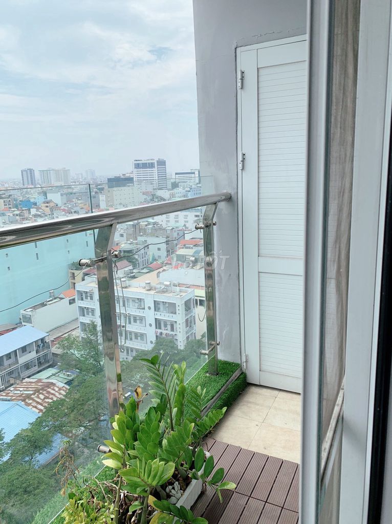 Renting Chung Cư Nguyễn Kim, District 10, 75 meters, two bedrooms, two toilets, 14 million,