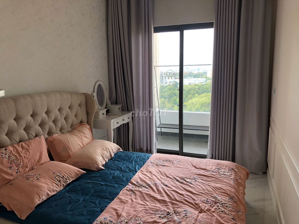 Renting apartments, 11th and 98m2, 2 bedrooms, 13 million