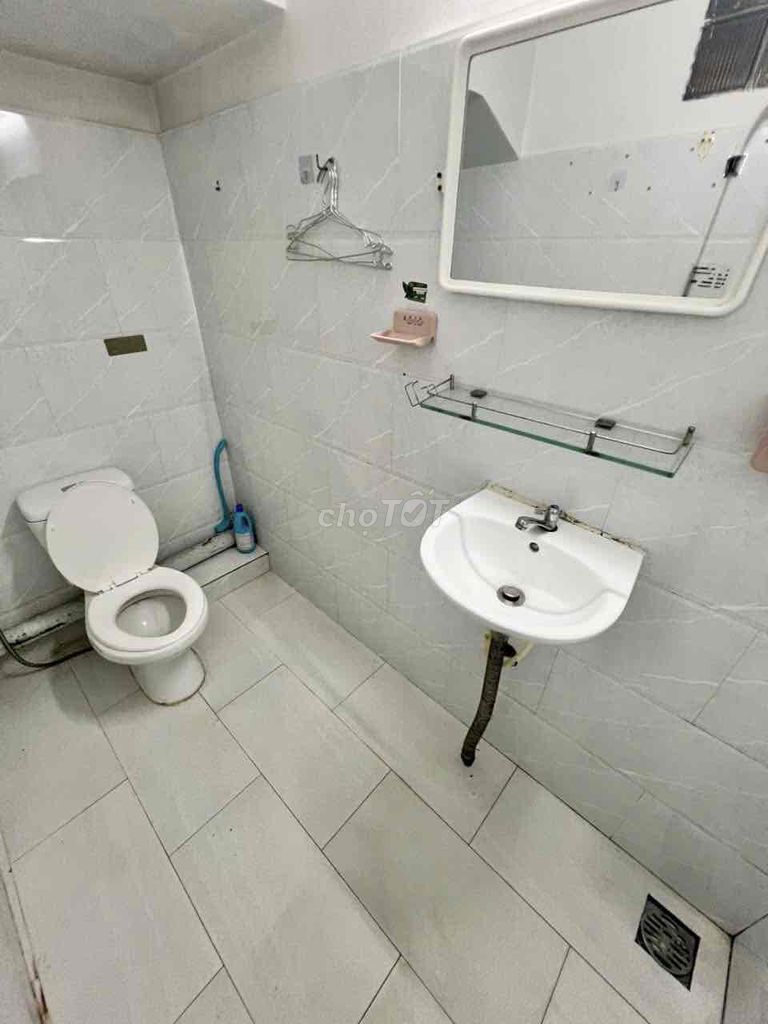 A two-story, cheap ground bedroom. Full interior.