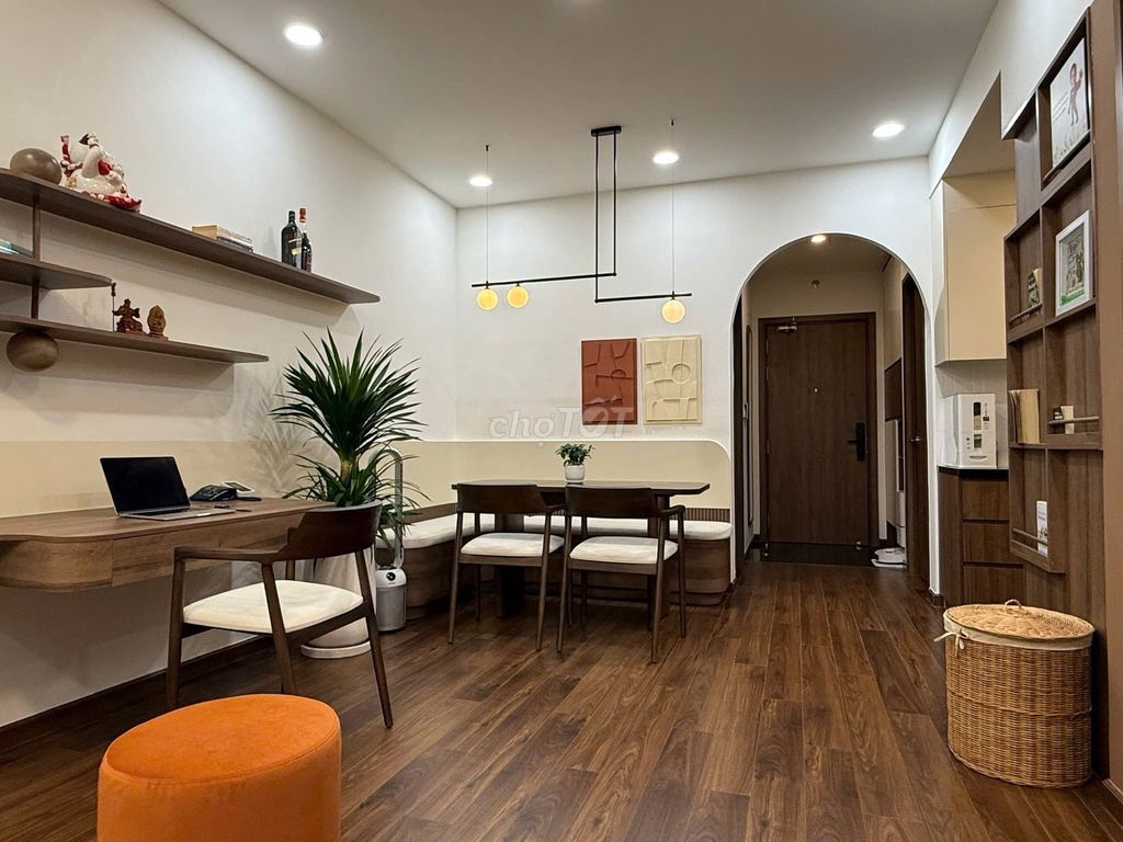 Akari City Bình Tân 81 meters 2 bedrooms 2 are beautiful interior toilets