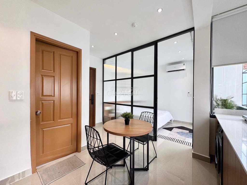Rent an upper-class apartment. A foreign-restricted Bancol bedroom.