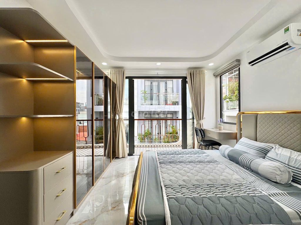 This is an apartment-high-class, private-looking machine, like it's in a painting near an airport.