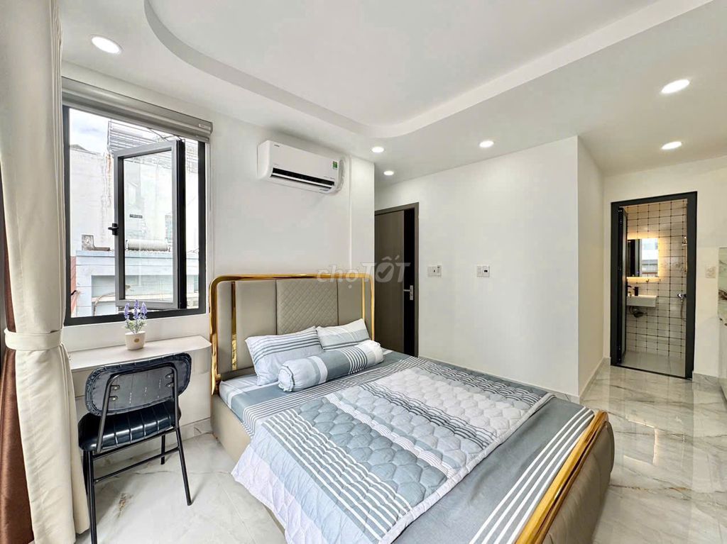 This is an apartment-high-class, private-looking machine, like it's in a painting near an airport.