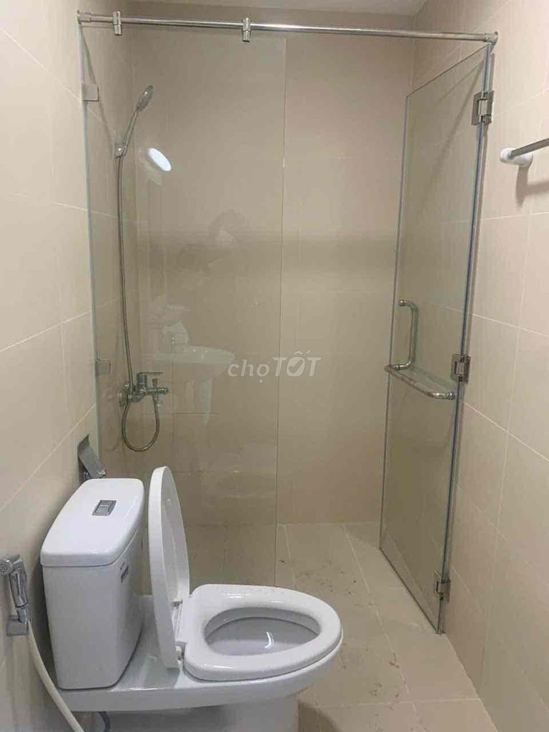 Carillon7 is renting three bedrooms, two ntcbs, 12 million a month.