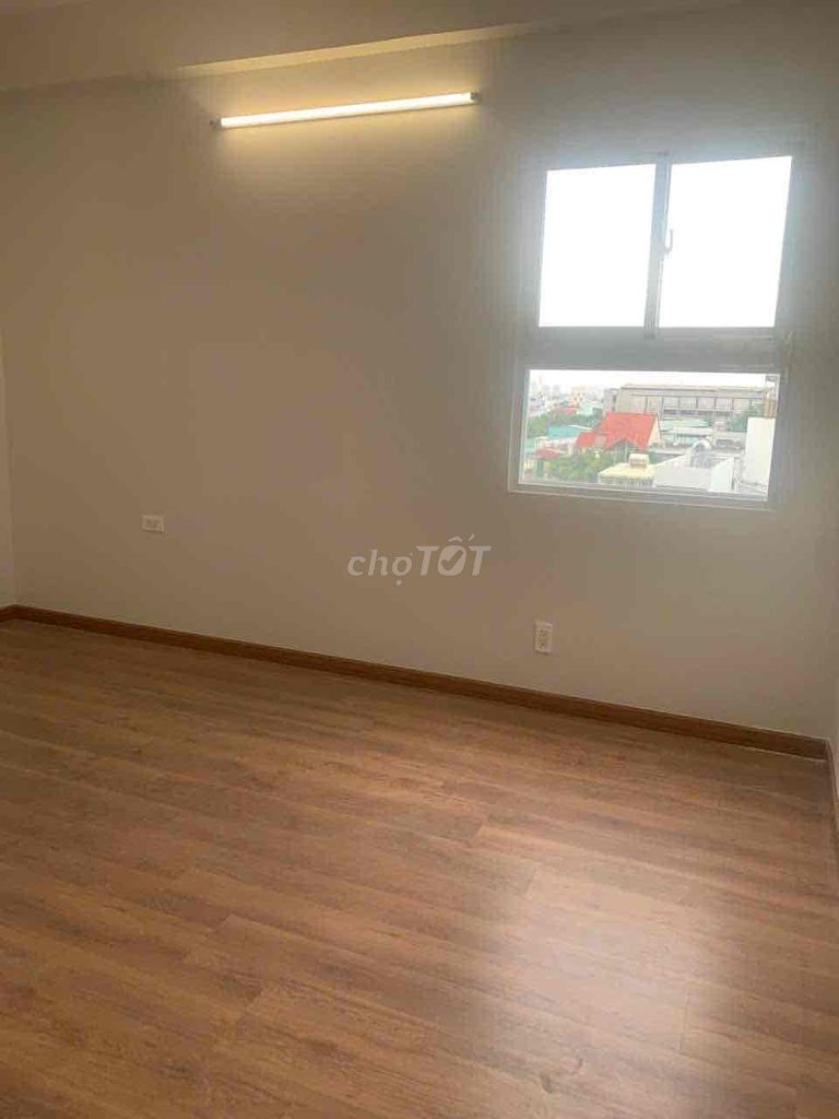 Carillon7 is renting three bedrooms, two ntcbs, 12 million a month.