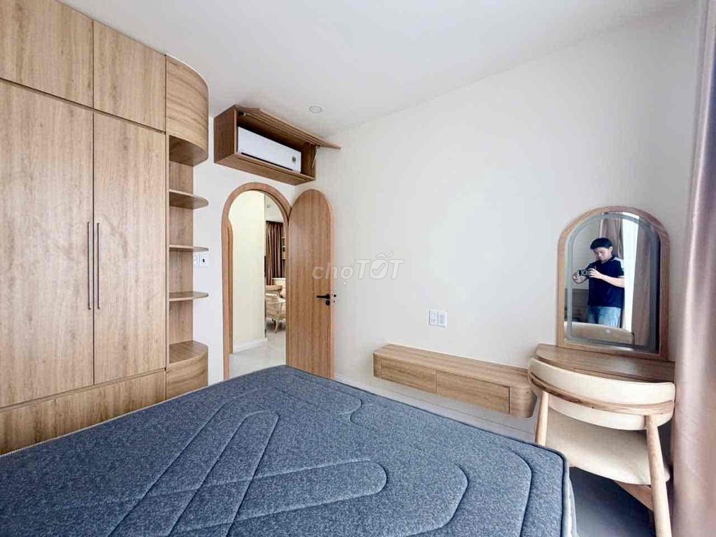 Two bedrooms in the high-end yard at Trần Hưng Đạo, 5th District 1-3.