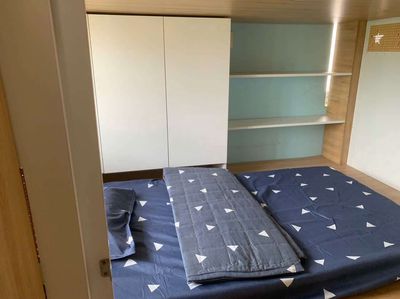Sleepbox open, District 12 is 1 million.