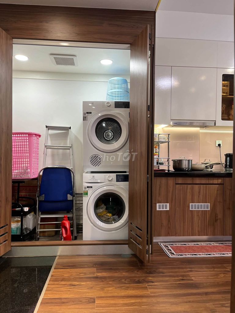 Rent Akari City Võ Văn Kiệt - 78 m2 bedroom 2 toilets, View pool