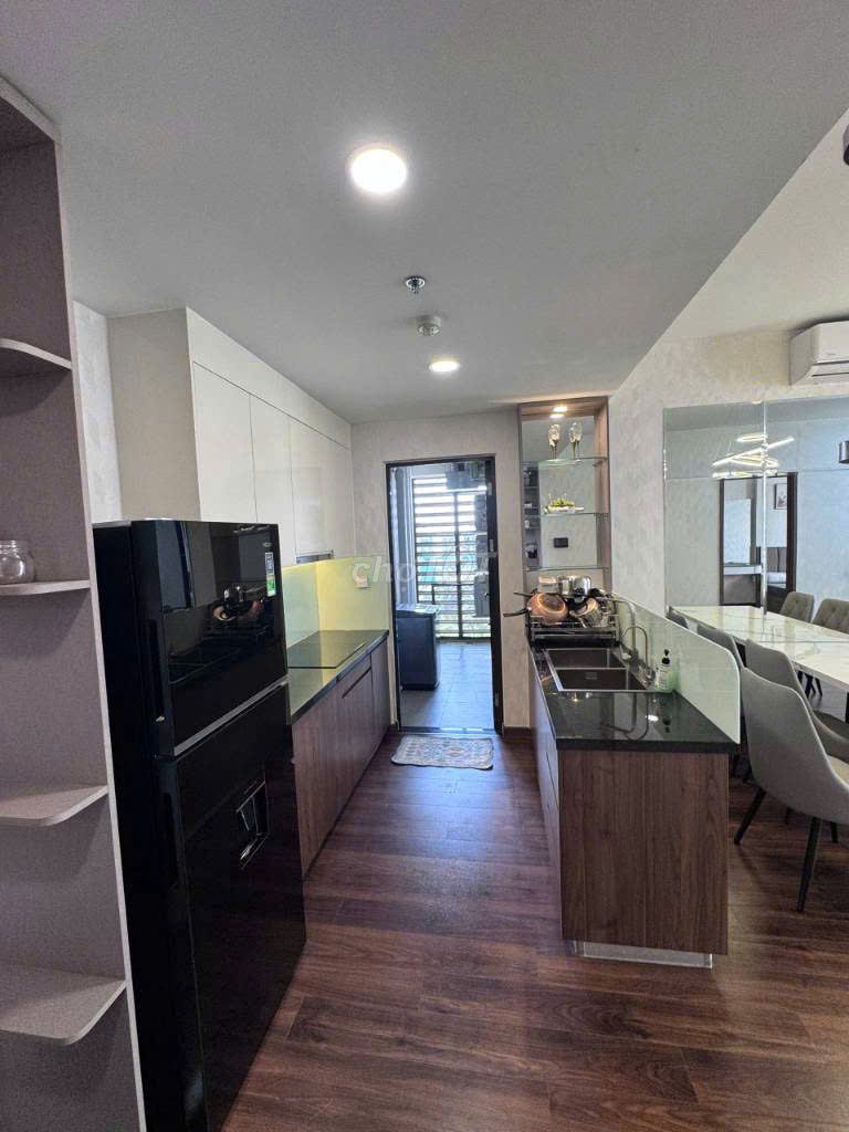 Let's rent Võ Văn Kiệt 80 meters 2(2 bathrooms) Full High Roller House