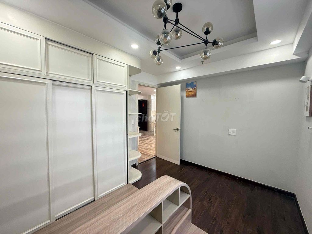 Rent Cosmo City Nguyễn Thị Thập District 7 - 2 bedrooms 2 beautiful Full interior toilets