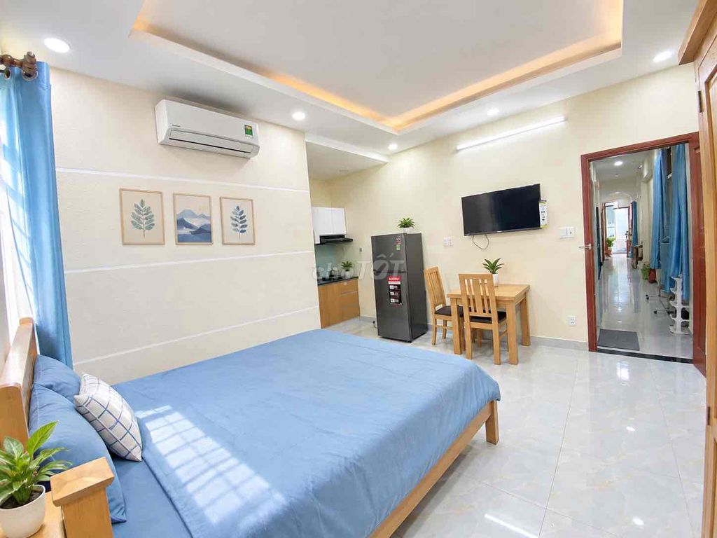 window studio full interior - elevator - Nguyễn Thái Bình
