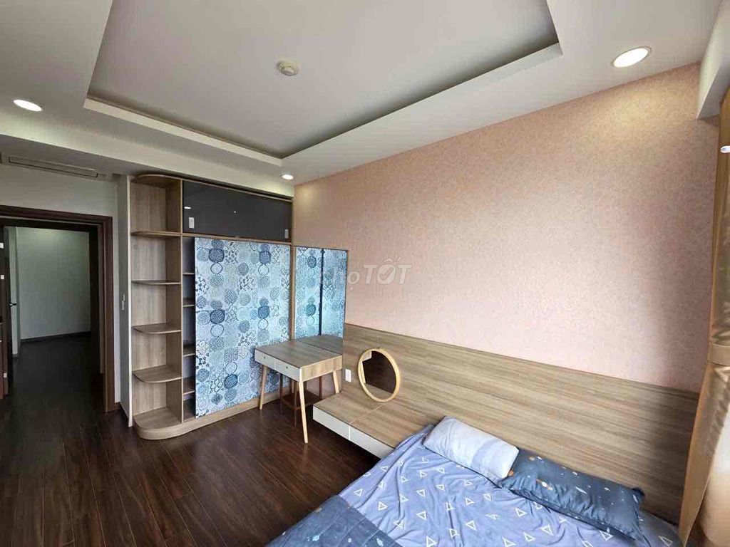 Rent Zen Tower District 12 3 bedrooms - 2 toilets full interior N