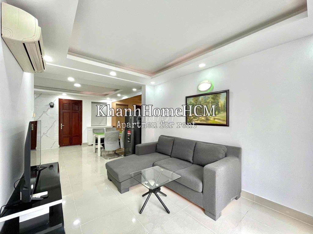 House - 1 Ph sleep - 1 Client Full interior - Public Window