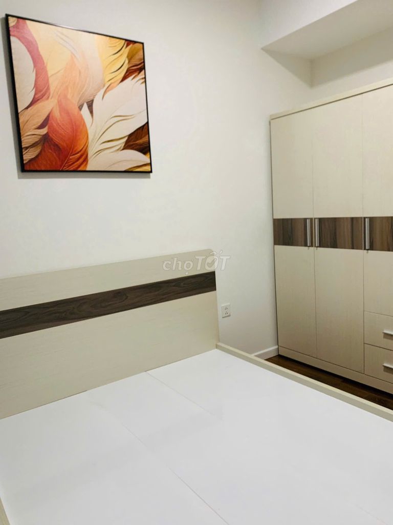 Let's rent out The Privia 1.8. It's 70 meters.