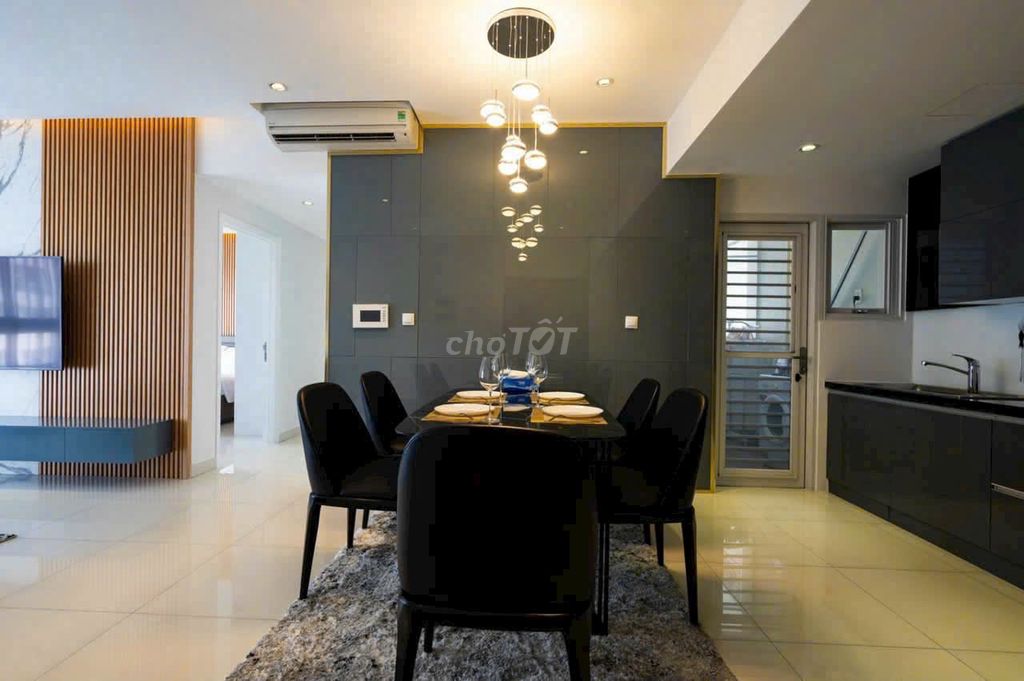 Rent Happy Valley 100 m2-- 3 bedrooms, high-end furniture, river view
