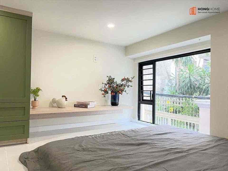apartment 35 M2 is only 6 million and a half open windows close totte mart.