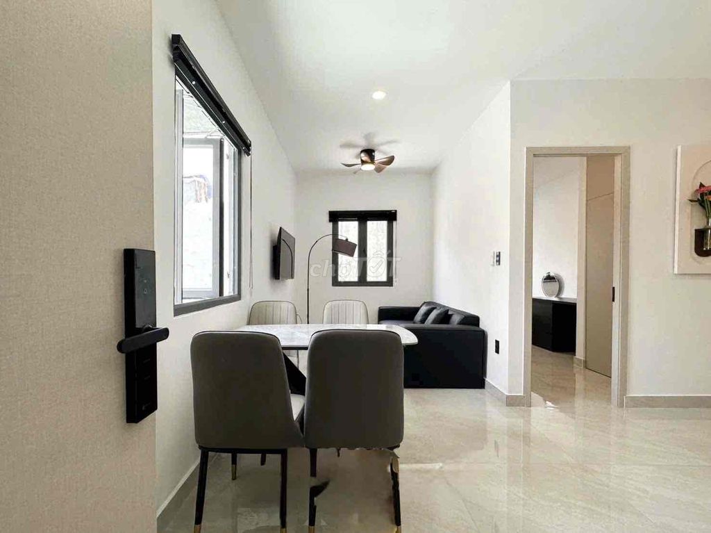 apartment 2 bedroom full full-time task of editing the full window
