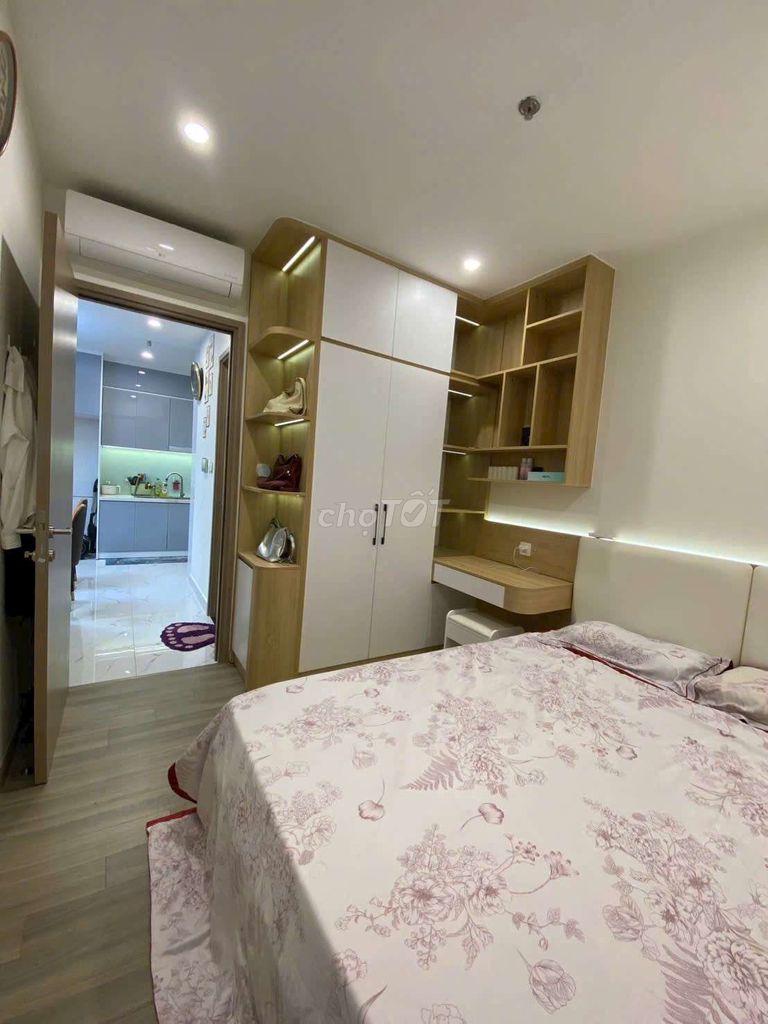 Rent 2 Bs 11.5 million entire interiors. Vitomes grand park District 9