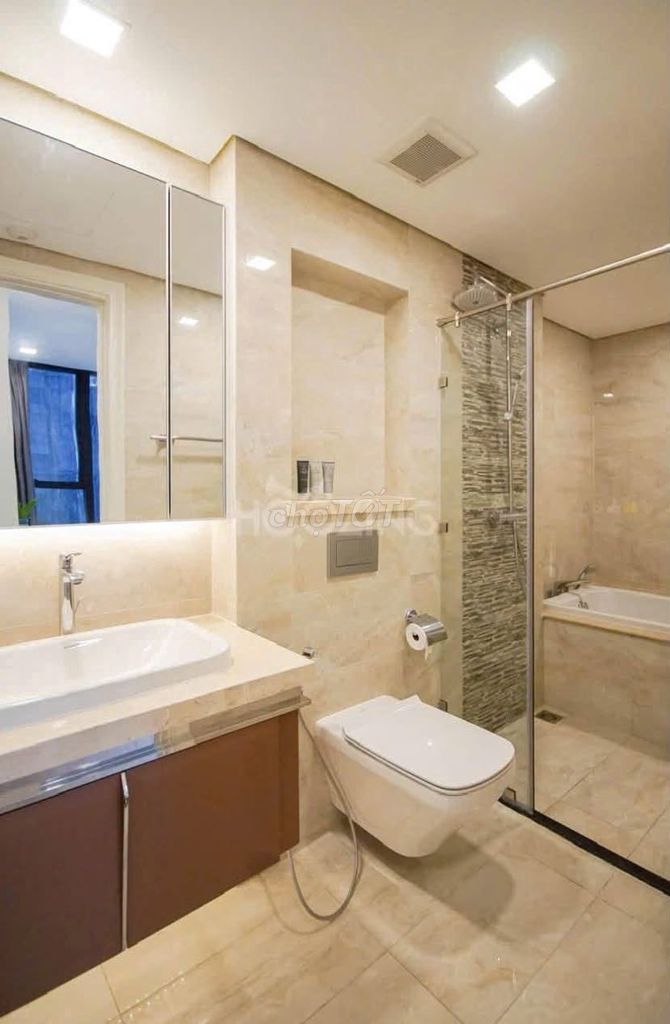 It's only 26 million for two bedrooms in vin bason, high floor,view bixco.